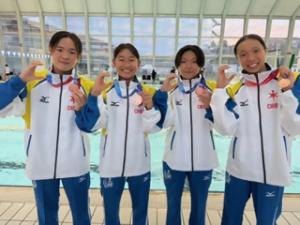 4かける100メートルメドレー出場の4人