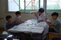 R6年度夏休み科学実験ランドの様子①