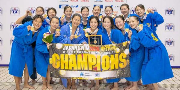 優勝集合写真